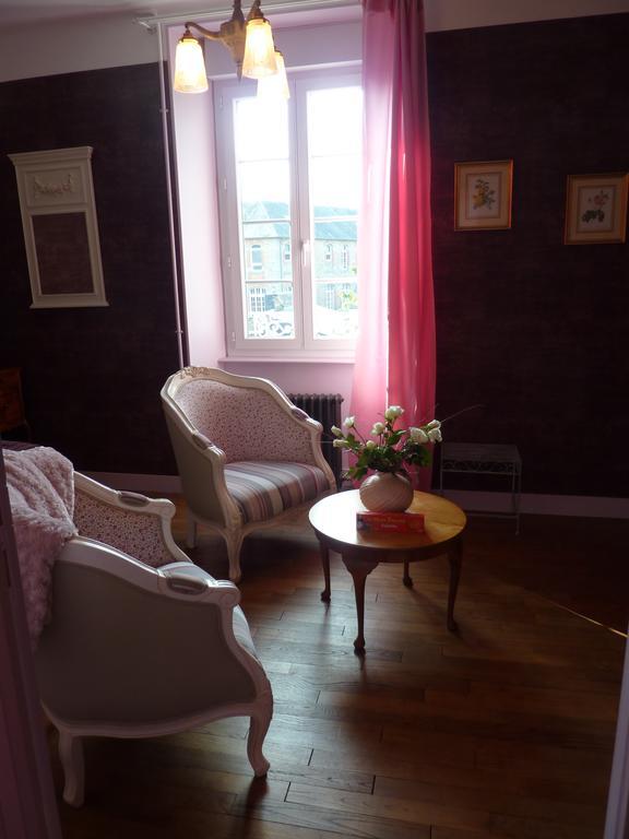 Maison D'Hotes Les Belles De Mai Bed & Breakfast Pontorson Phòng bức ảnh